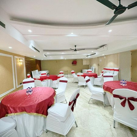 The Orion Express - East Of Kailash Nuova Delhi Esterno foto