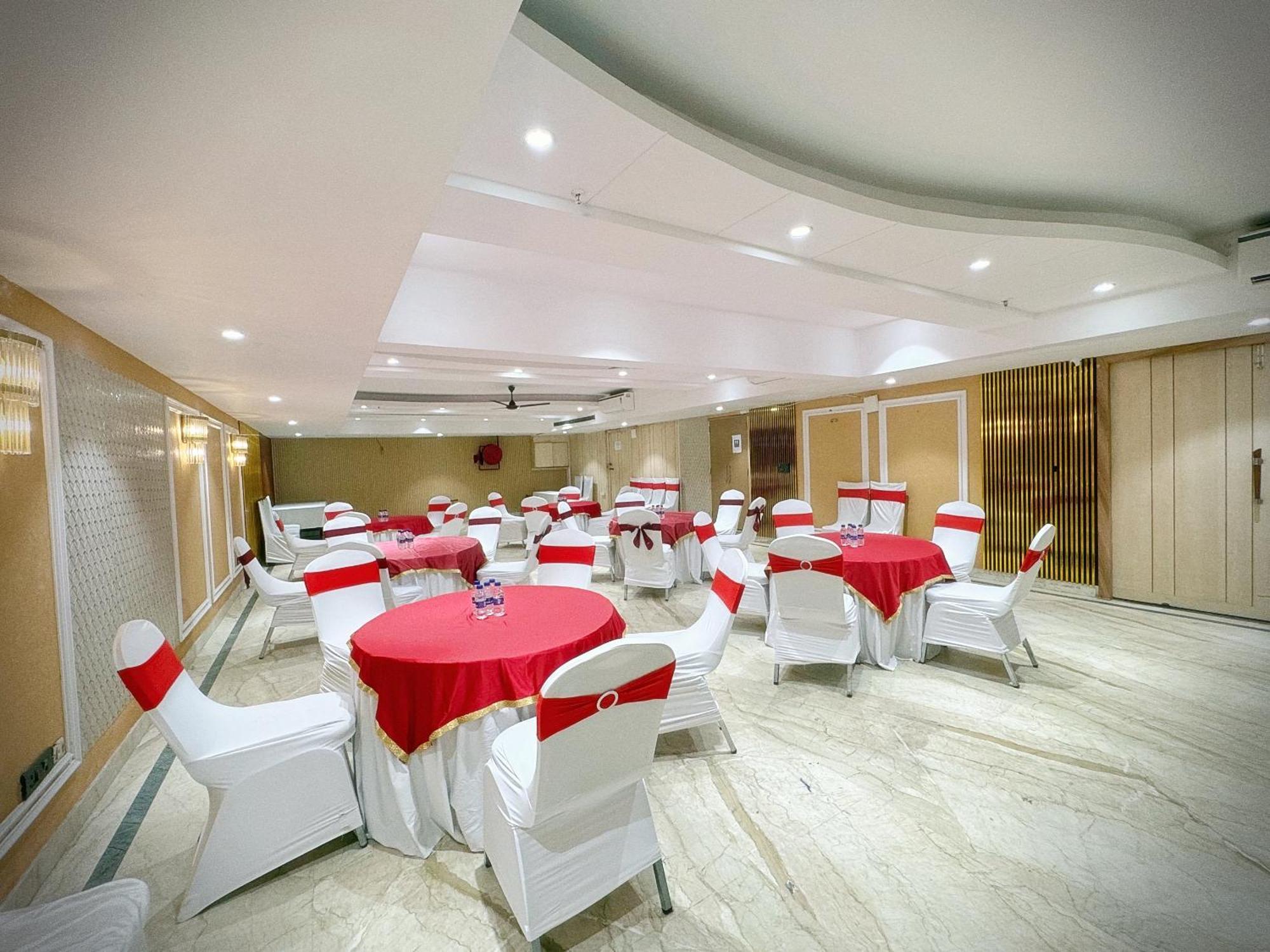 The Orion Express - East Of Kailash Nuova Delhi Esterno foto